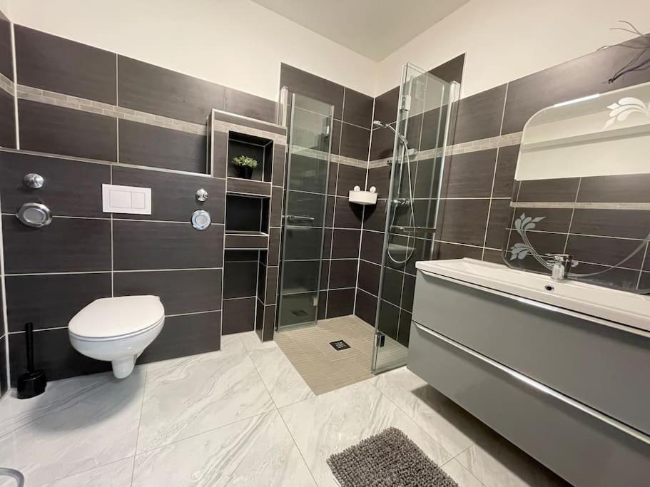 Fully Equipped Apartment 3 Rooms 5 Bed Hamburg Zewnętrze zdjęcie
